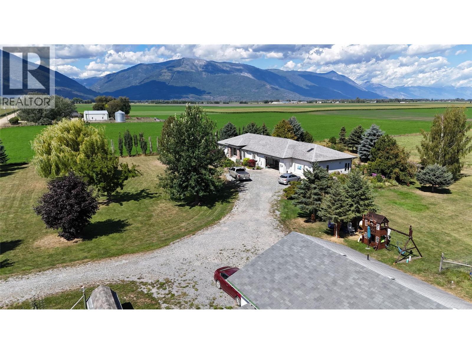 710 Indian Road, Creston, BC - Outdoor With View
