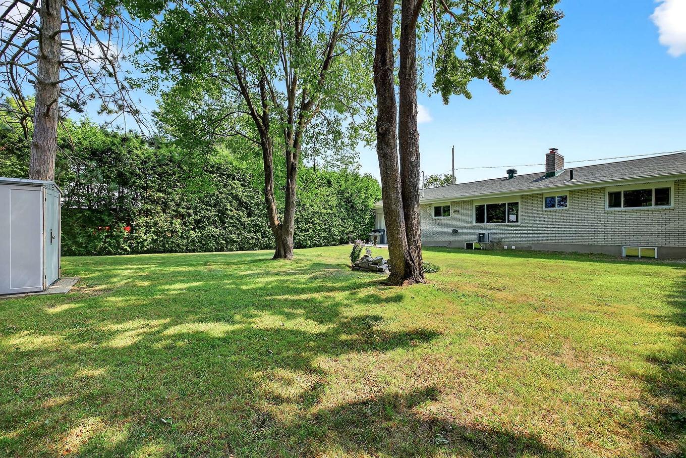 Backyard - 59 Rue Frontenac, Shawville, QC - Outdoor