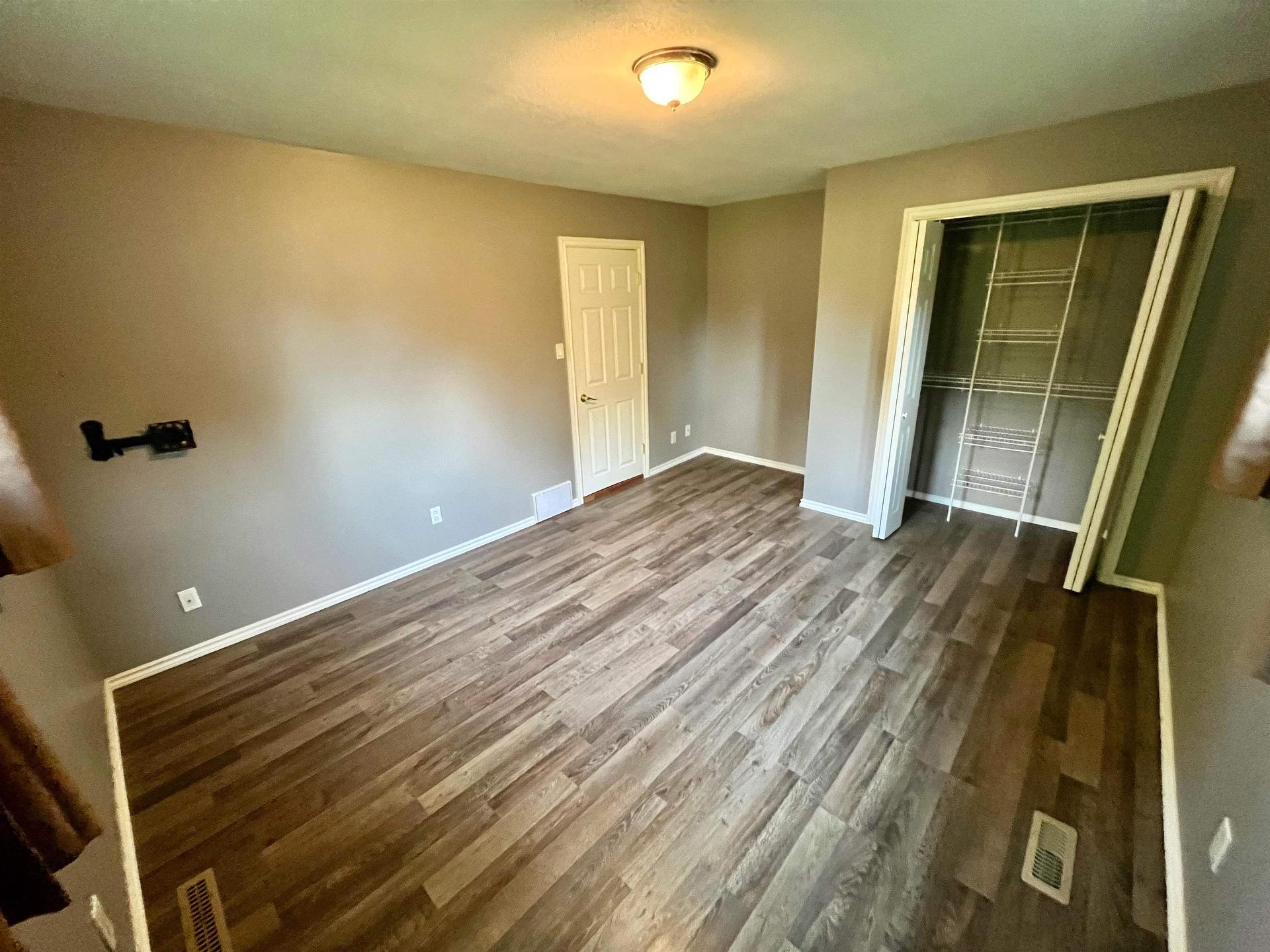206 Mcmillan Crescent, Dryden, ON - Indoor Photo Showing Other Room