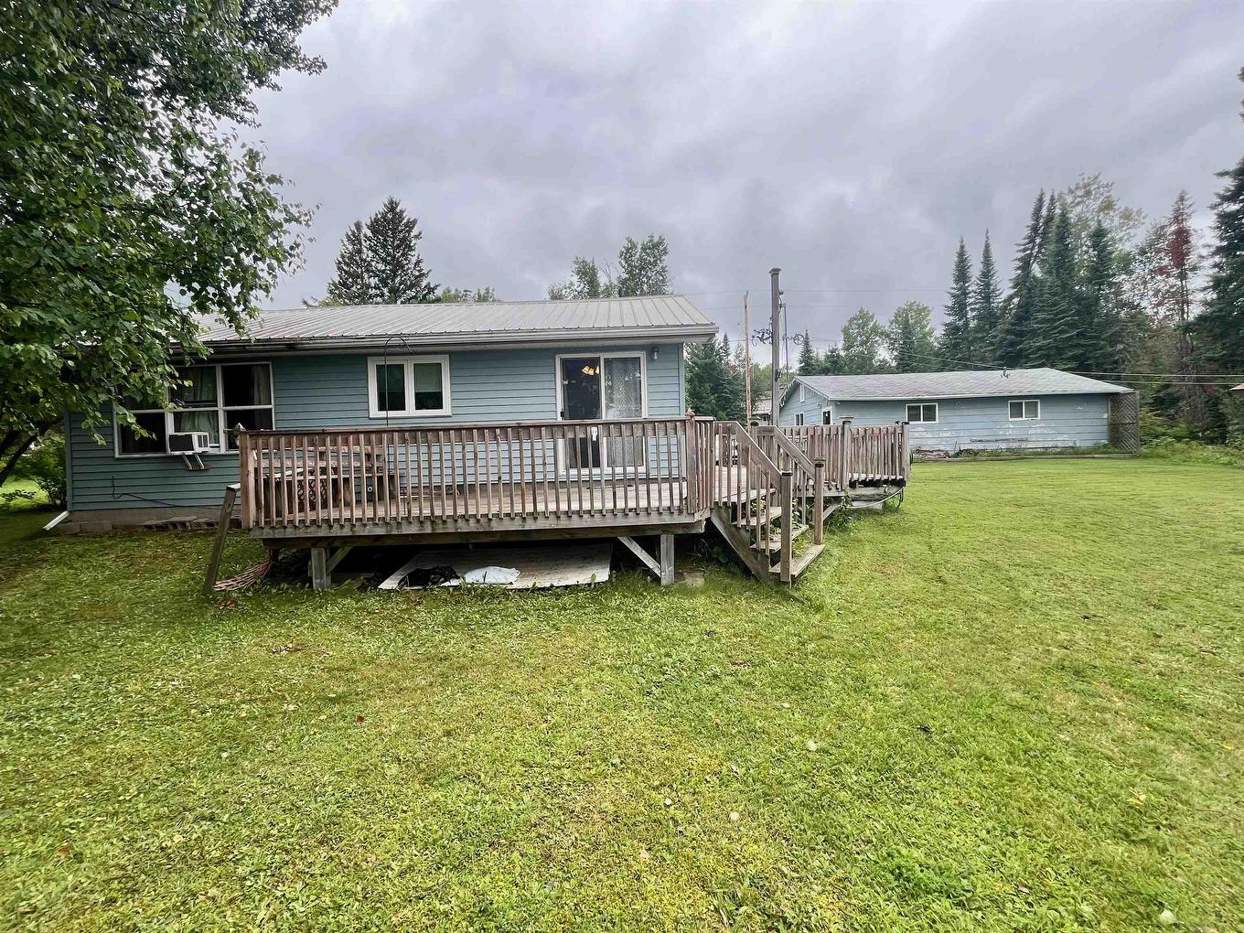 206 Mcmillan Crescent, Dryden, ON - Outdoor With Deck Patio Veranda