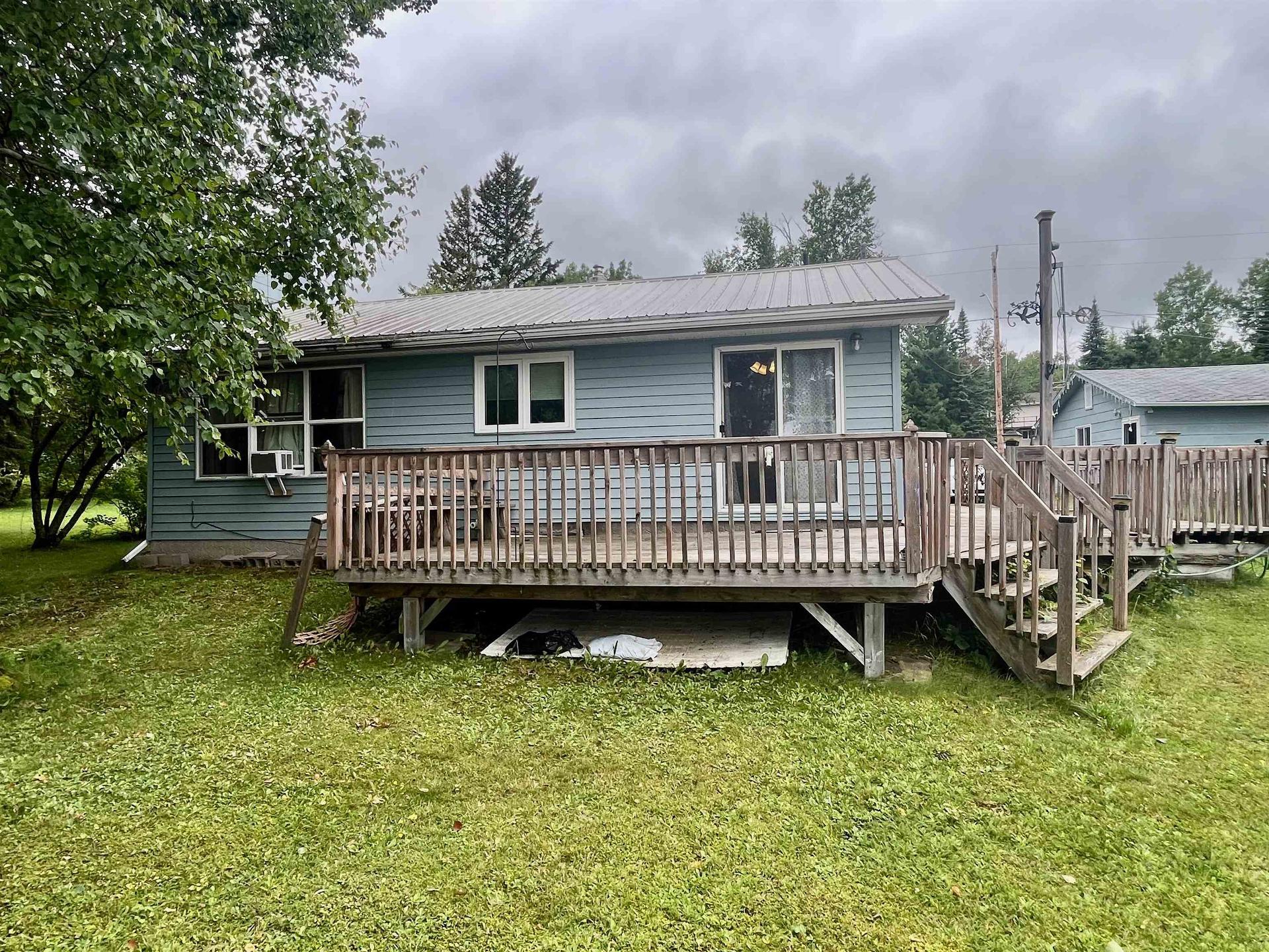 206 Mcmillan Crescent, Dryden, ON - Outdoor With Deck Patio Veranda