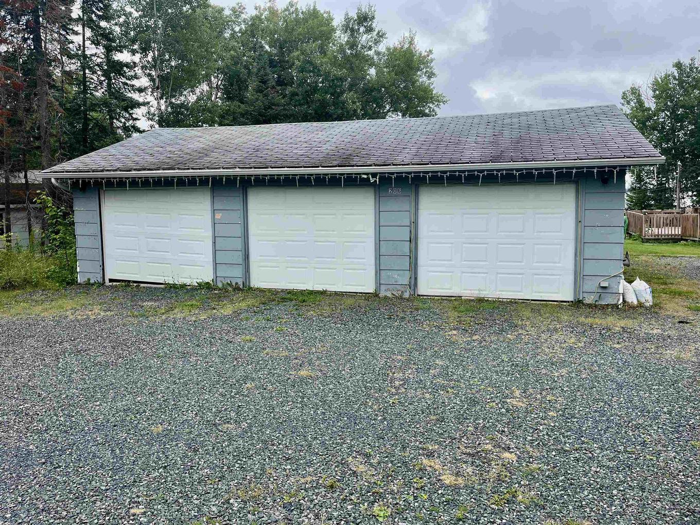 206 Mcmillan Crescent, Dryden, ON - Outdoor