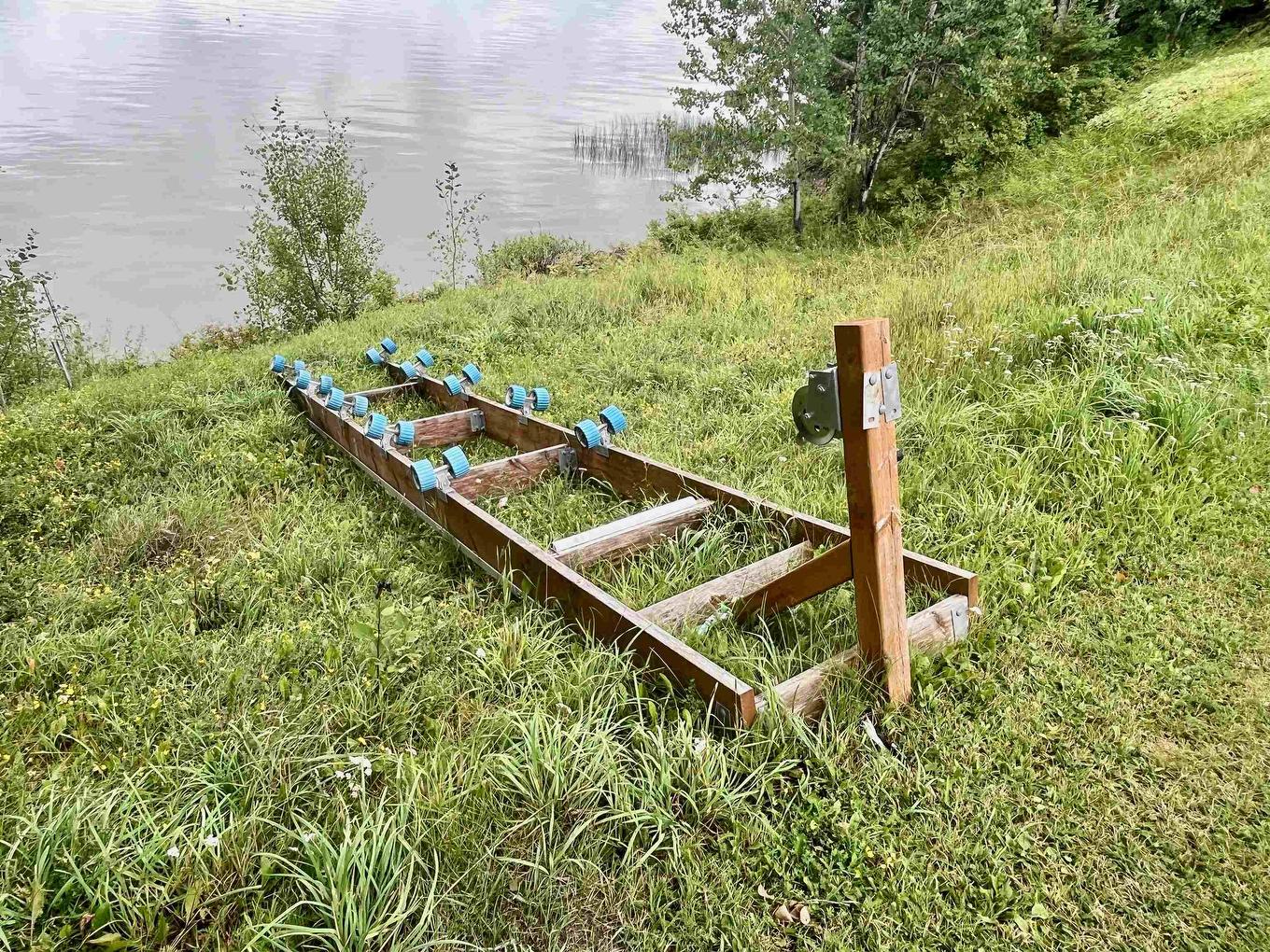 206 Mcmillan Crescent, Dryden, ON - Outdoor