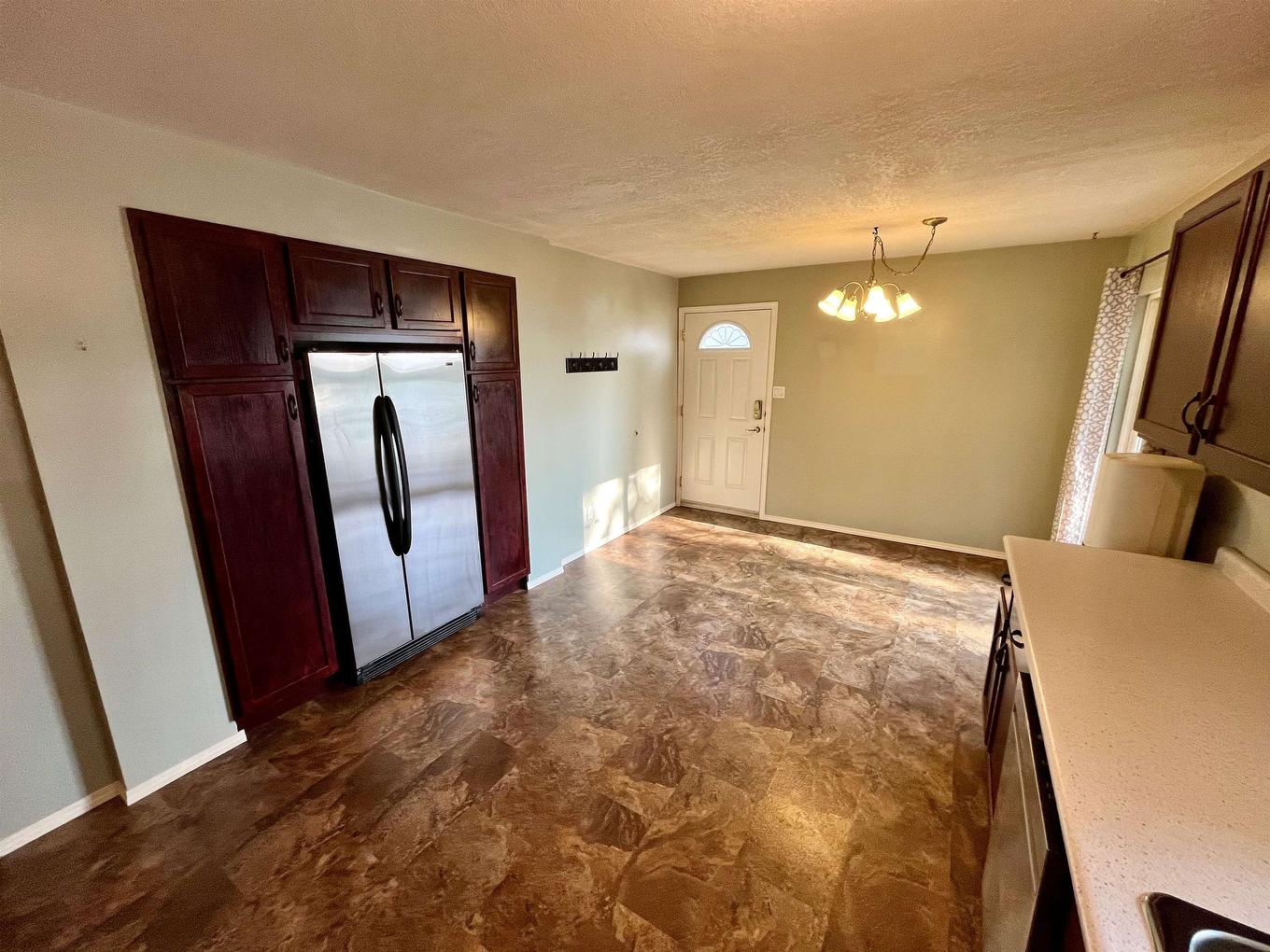 206 Mcmillan Crescent, Dryden, ON - Indoor Photo Showing Other Room