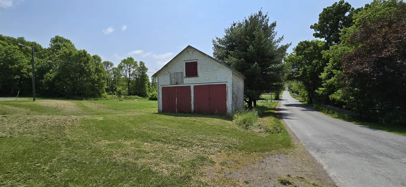 7800 14 Highway, Brooklyn, NS