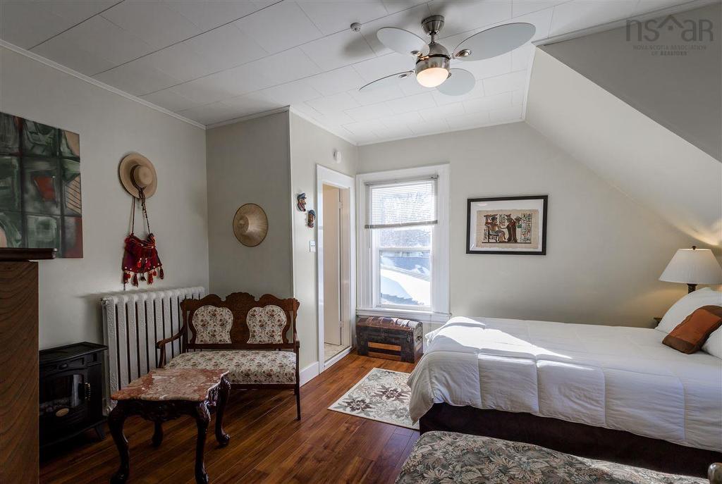 641 Main Street, Yarmouth, NS