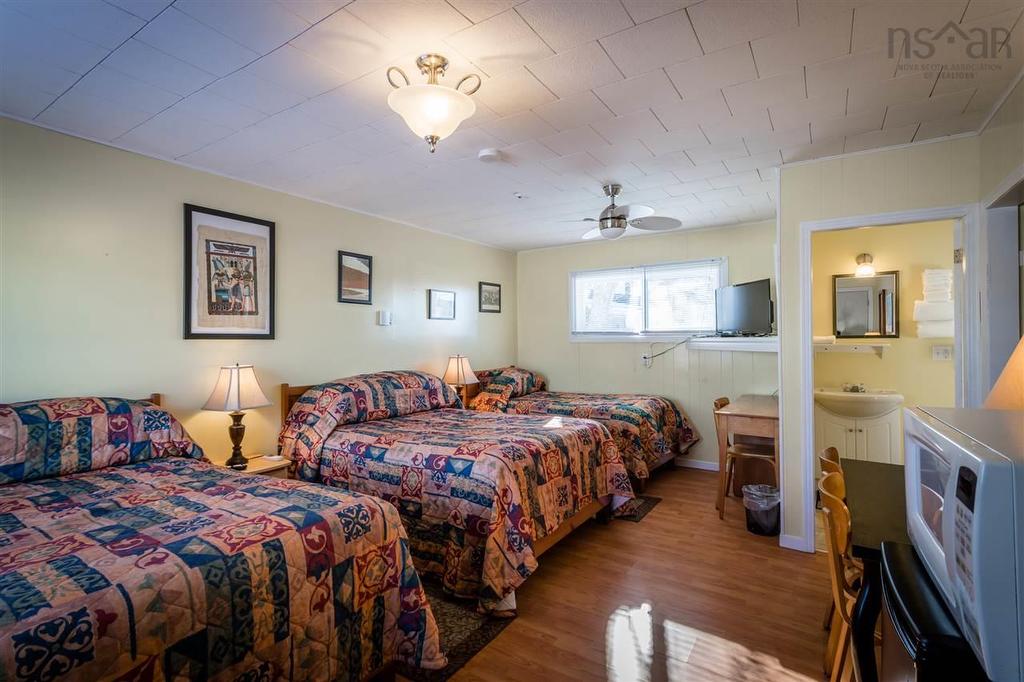 641 Main Street, Yarmouth, NS