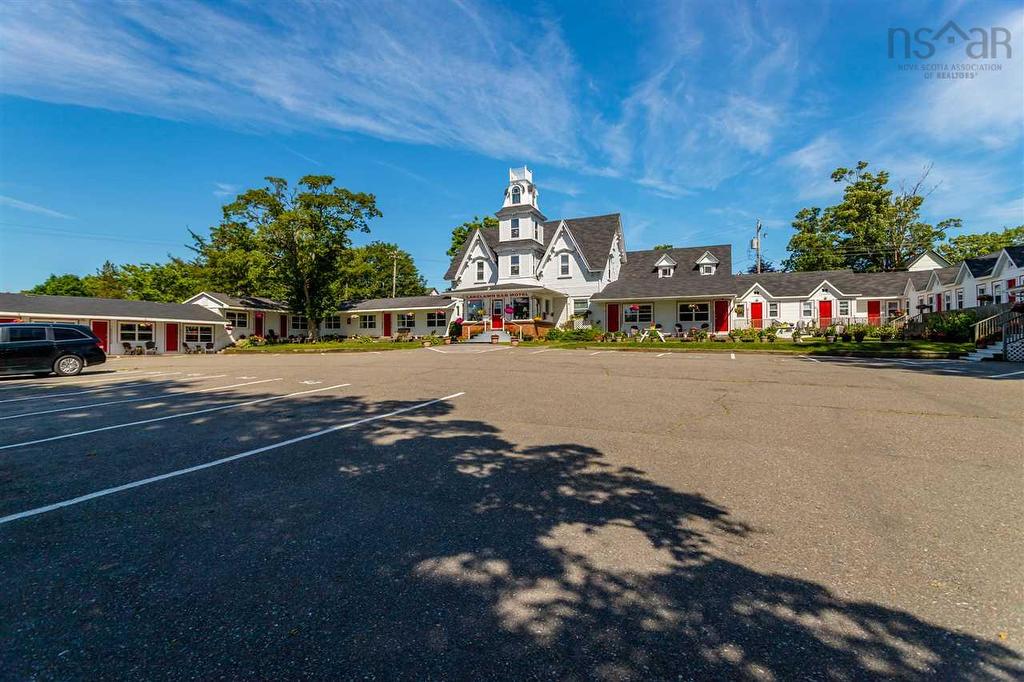 641 Main Street, Yarmouth, NS