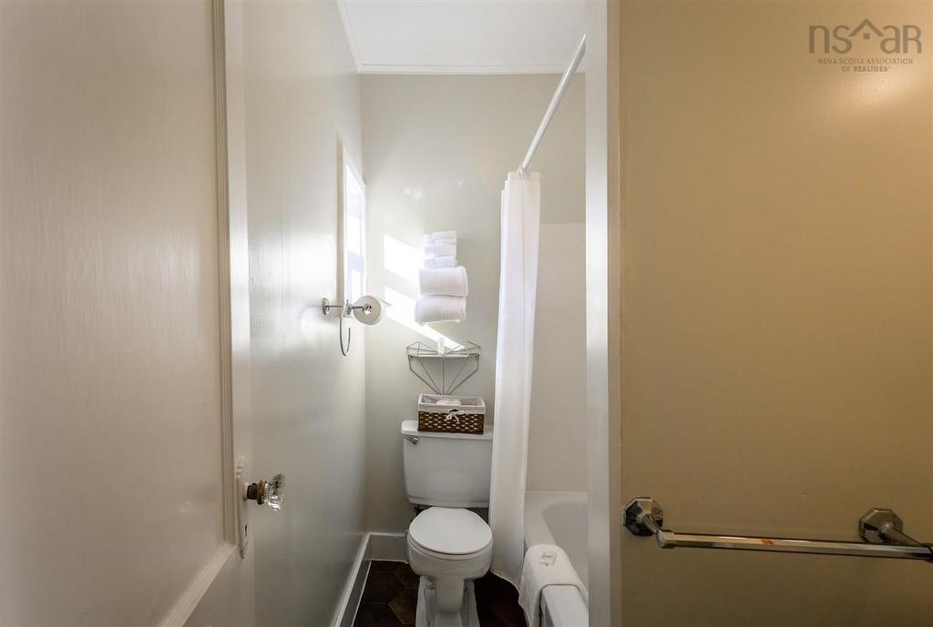 641 Main Street, Yarmouth, NS