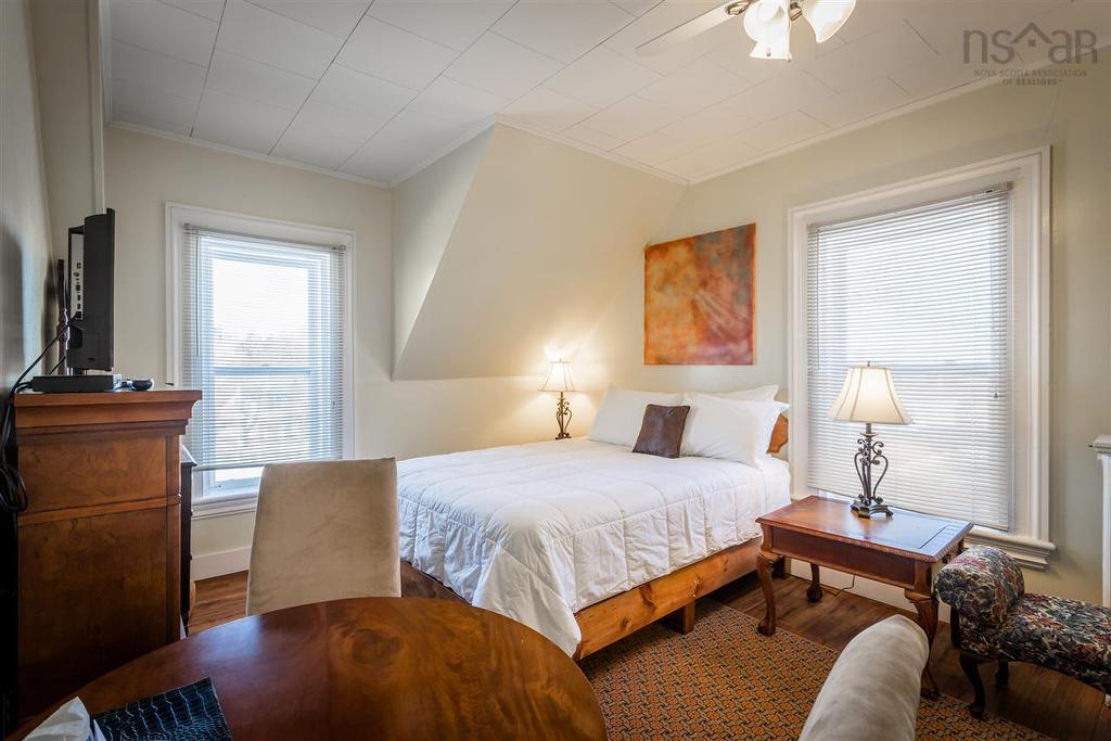 641 Main Street, Yarmouth, NS