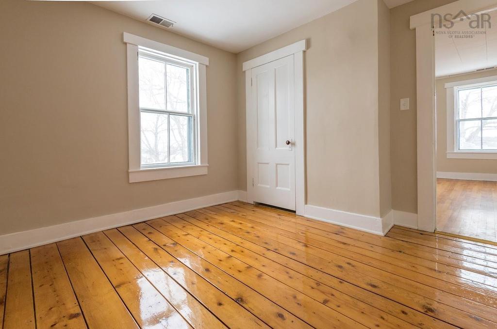 94 Hopson Street, Lunenburg, NS