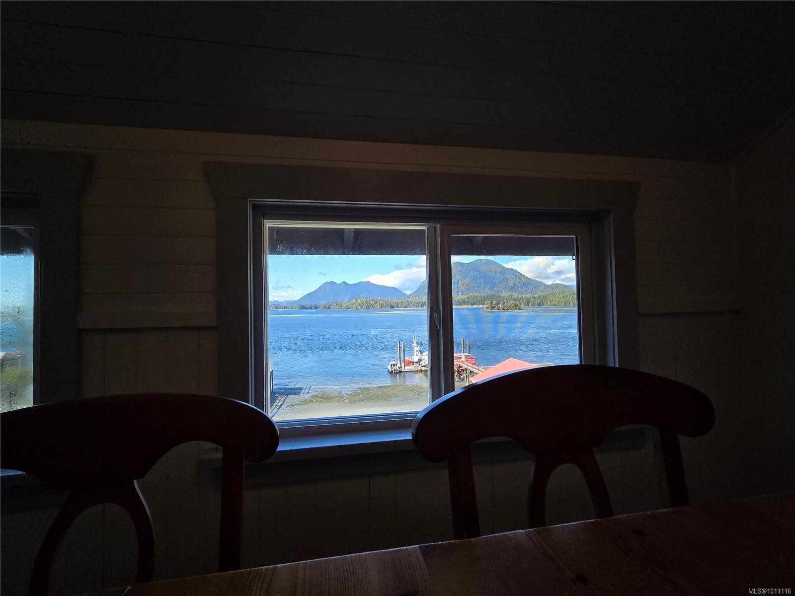 320 Main St, Tofino, BC