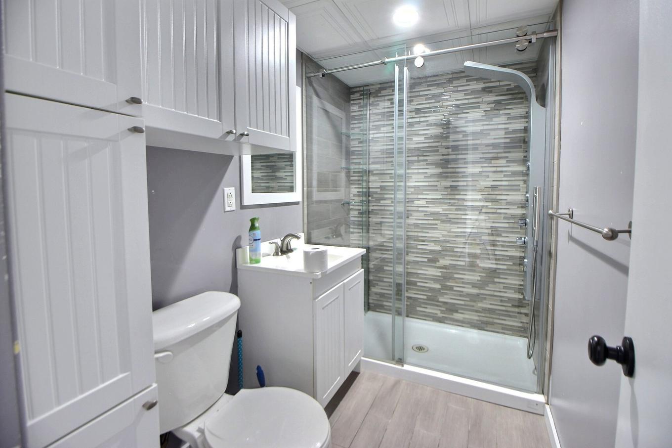 Salle de bains - 91 4E Avenue O., Amos, QC - Indoor Photo Showing Bathroom