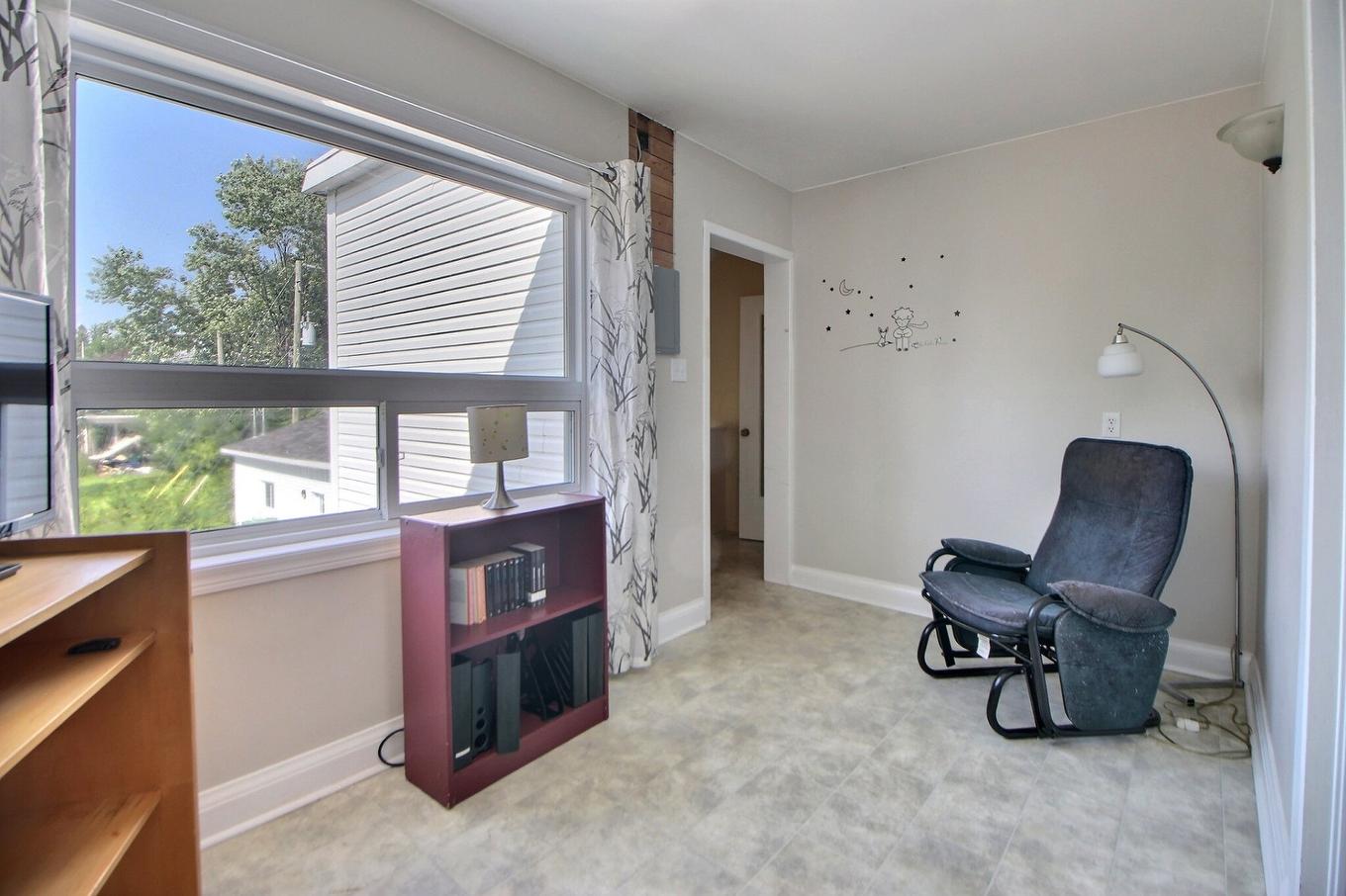 Boudoir - 91 4E Avenue O., Amos, QC - Indoor Photo Showing Other Room