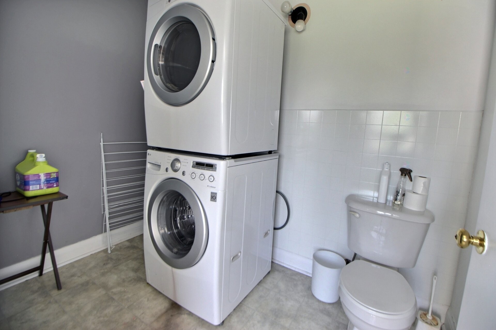 Salle de lavage - 91 4E Avenue O., Amos, QC - Indoor Photo Showing Laundry Room