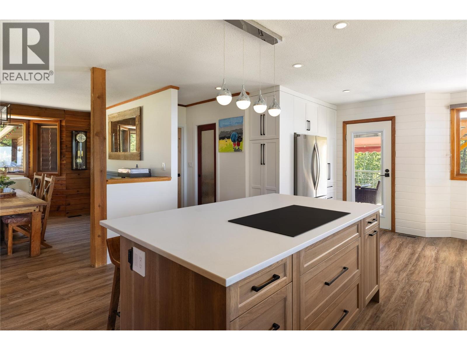 7940 Keddleston Road, Vernon, BC