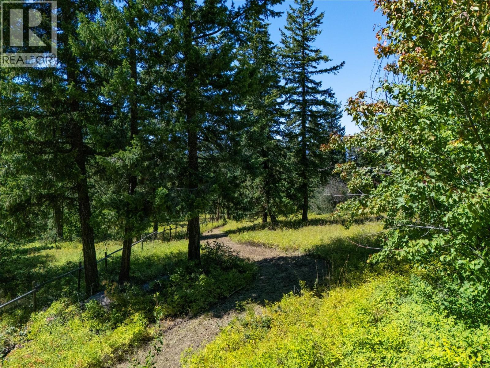 7940 Keddleston Road, Vernon, BC - Outdoor