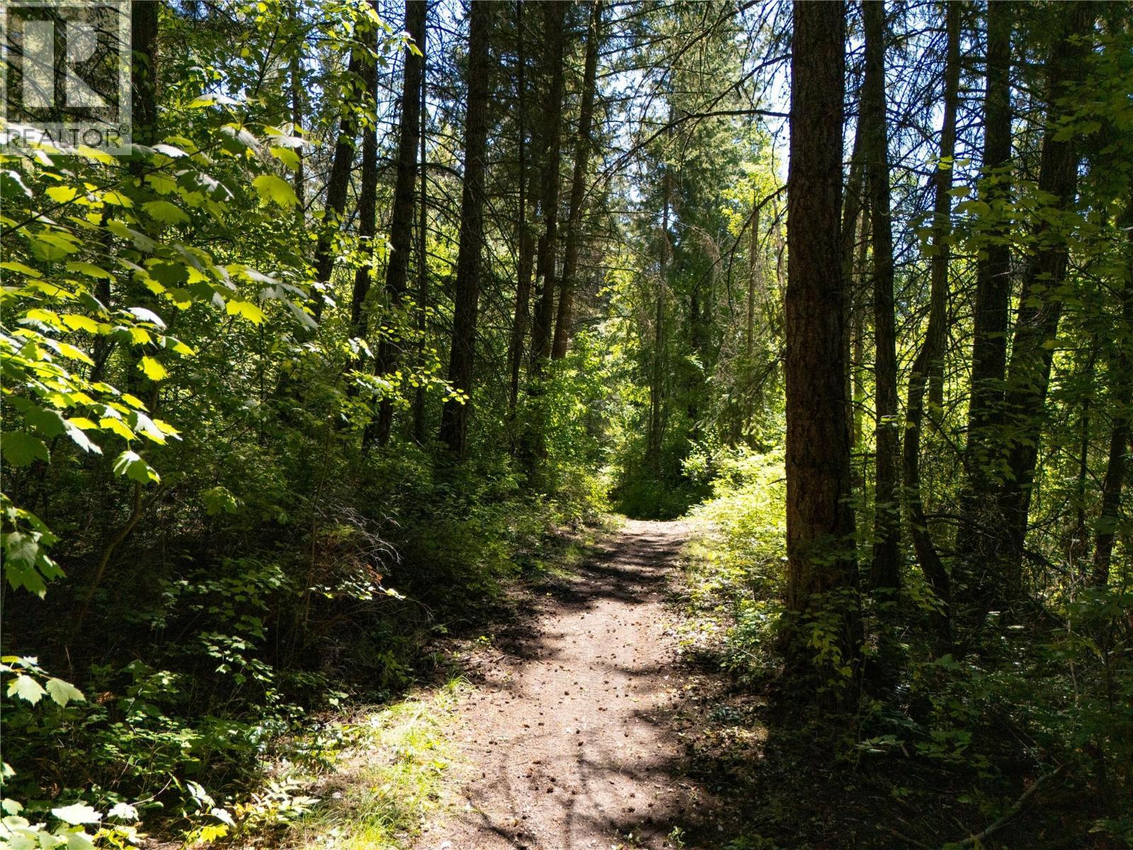 7940 Keddleston Road, Vernon, BC - Outdoor