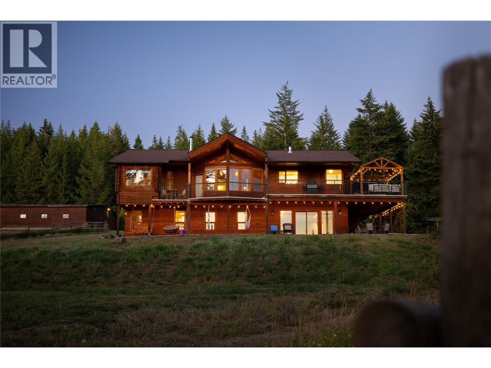 7940 Keddleston Road, Vernon, BC - Outdoor With Deck Patio Veranda