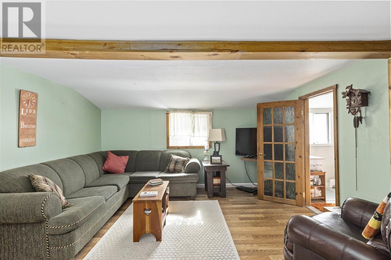 1195 Richard St, Richards Landing, ON