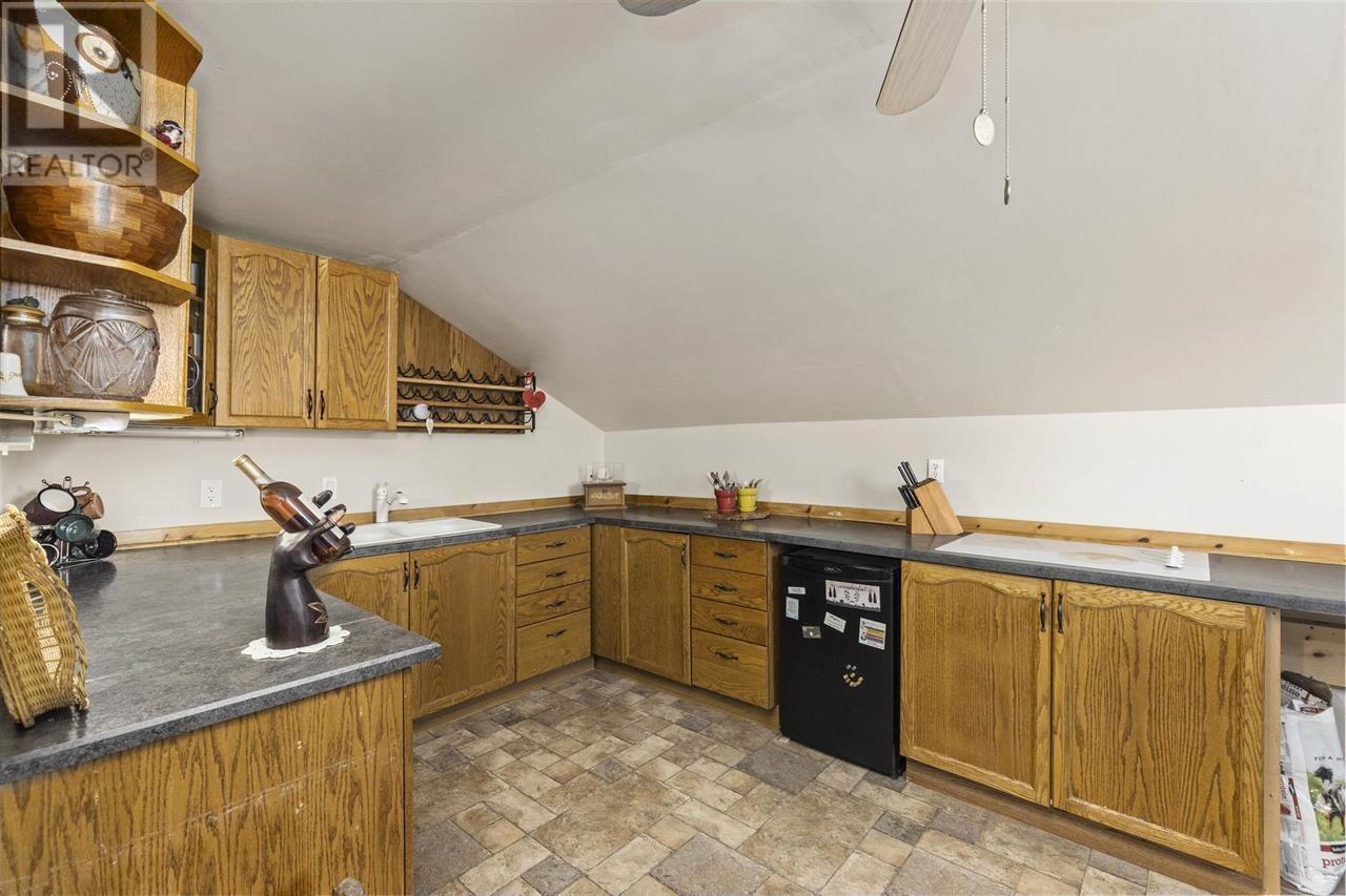 1195 Richard St, Richards Landing, ON