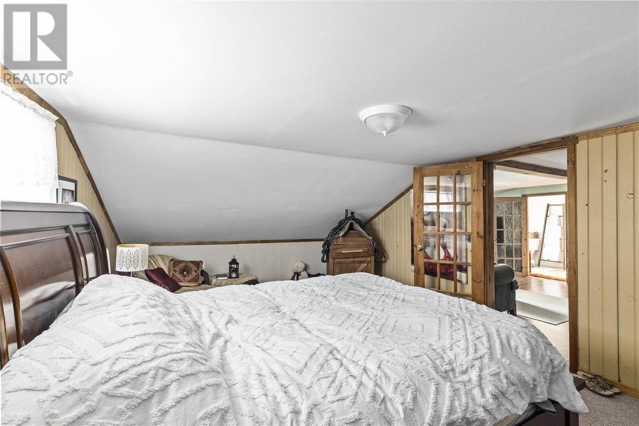 1195 Richard St, Richards Landing, ON