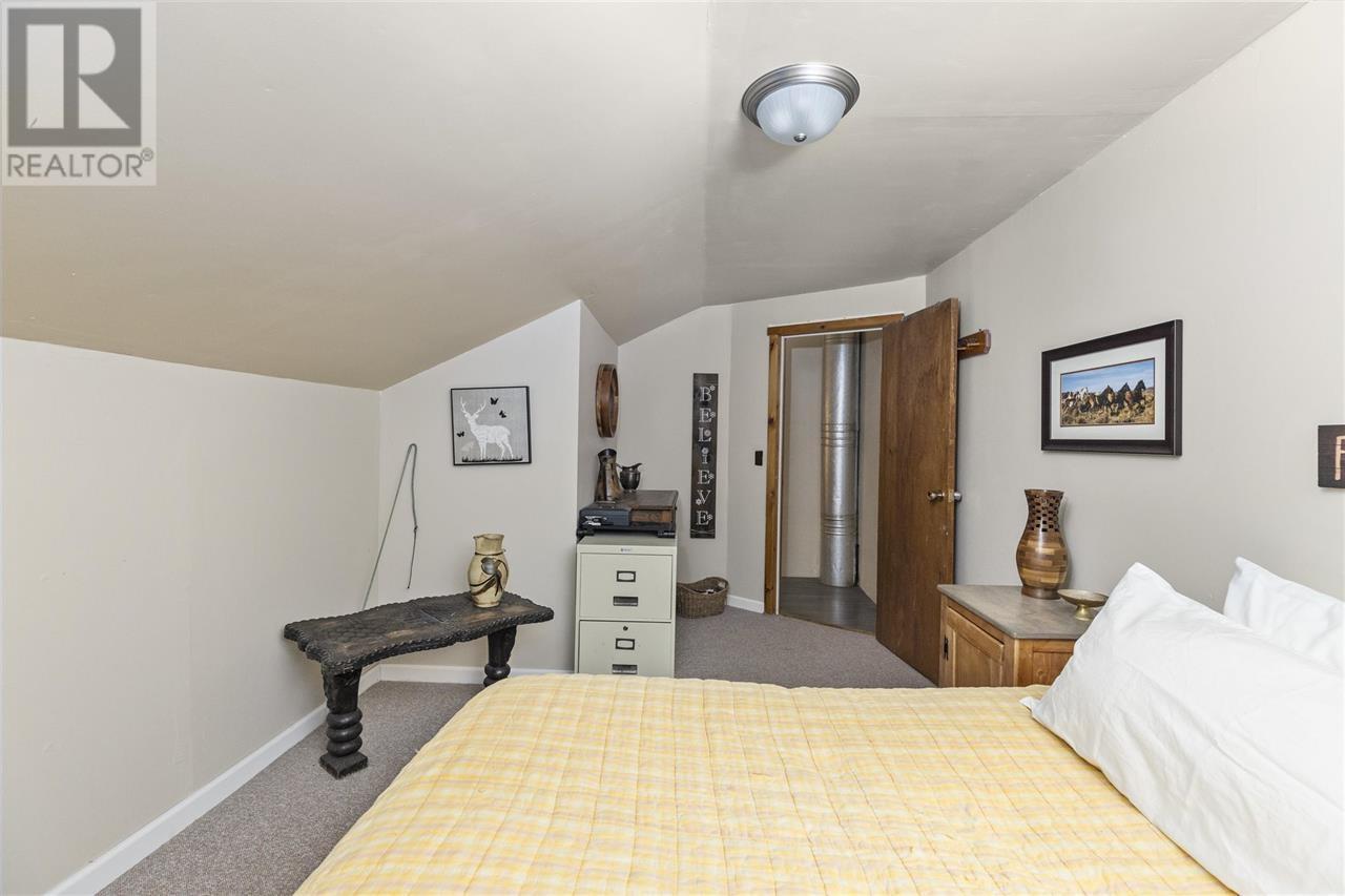 1195 Richard St, Richards Landing, ON