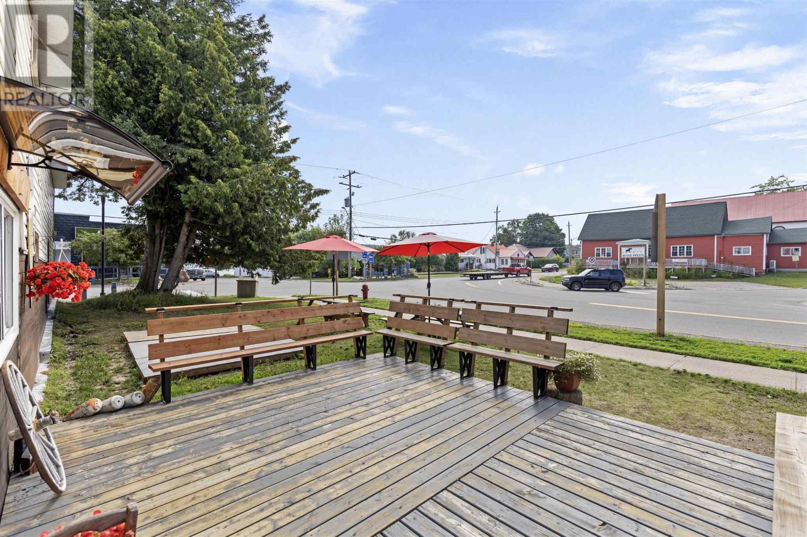 1195 Richard St, Richards Landing, ON