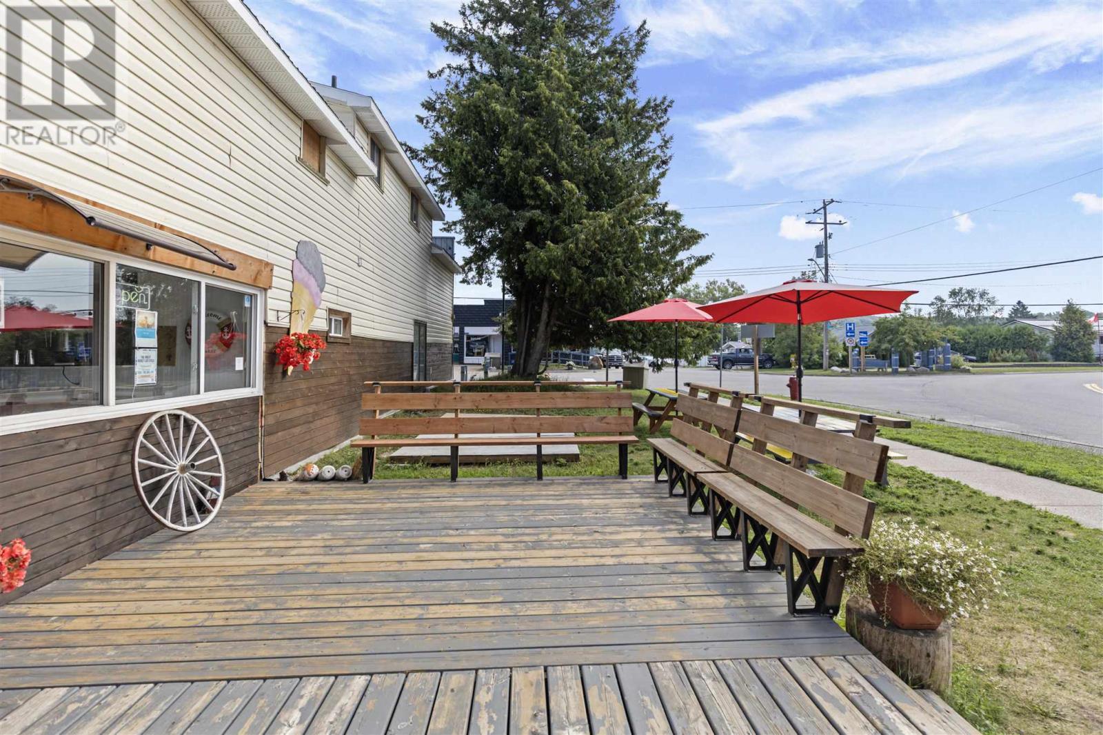 1195 Richard St, Richards Landing, ON