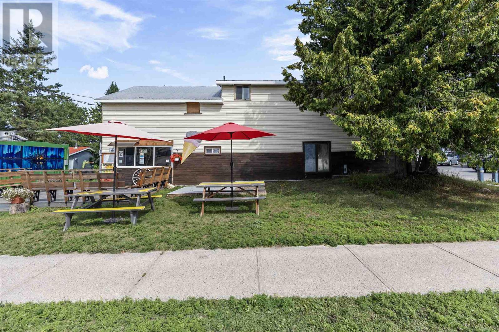 1195 Richard St, Richards Landing, ON