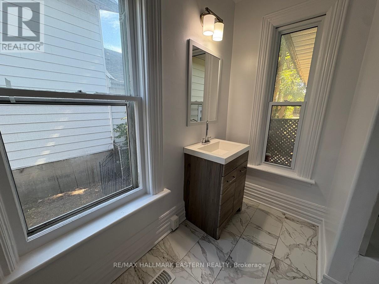 581 Paterson Street, Peterborough Central (South), ON - Indoor Photo Showing Other Room