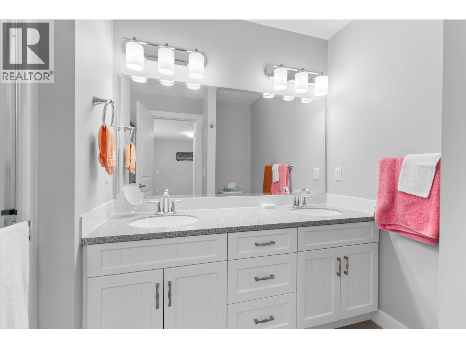 2067 Mallard Drive, Westbank, BC - Indoor Photo Showing Bathroom