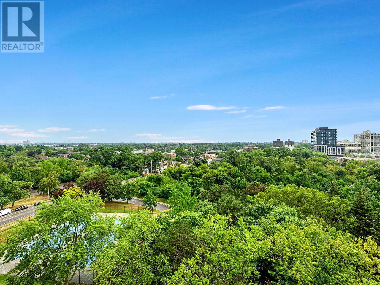 1109 - 3120 Kirwin Avenue, Mississauga, ON - Outdoor With View
