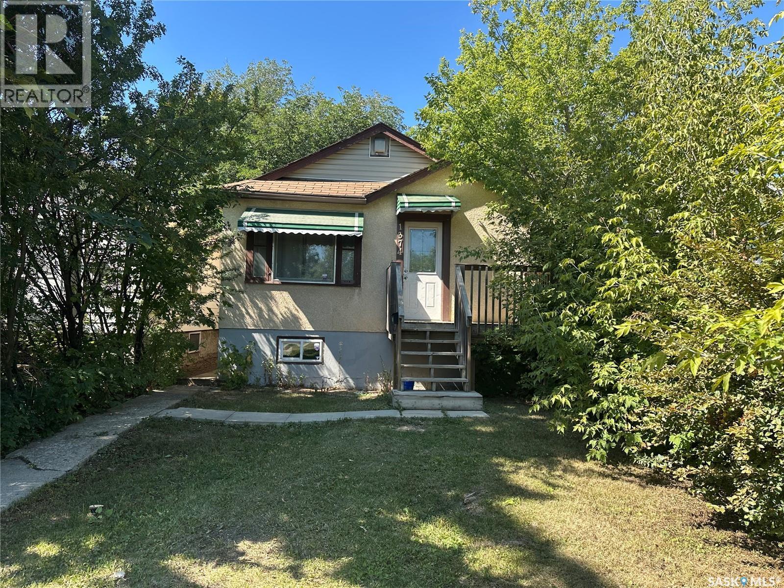1374 Mctavish Street, Regina, SK - Outdoor