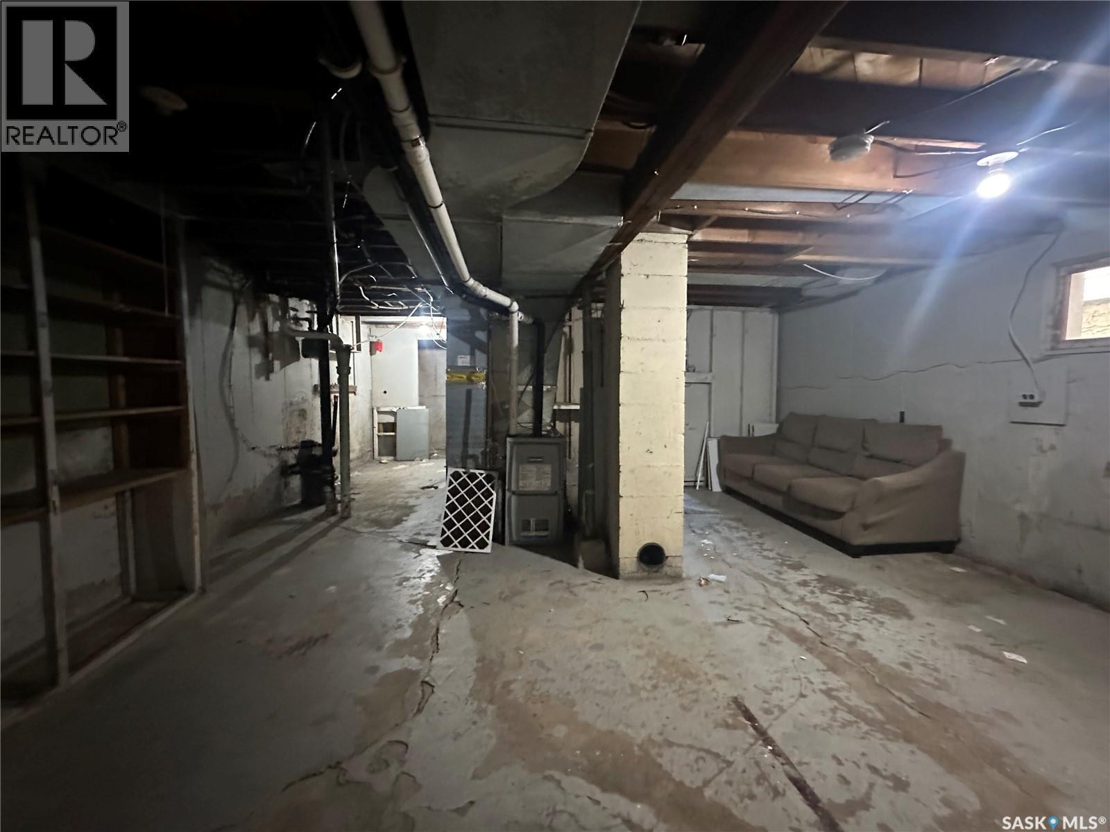 1374 Mctavish Street, Regina, SK - Indoor Photo Showing Basement