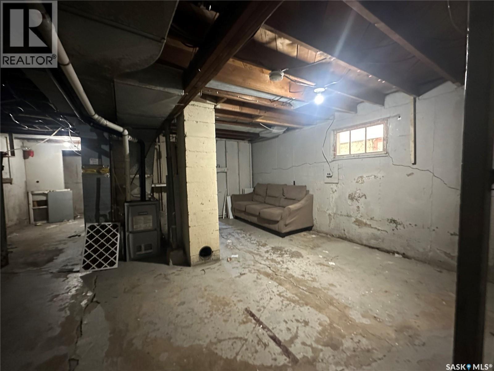 1374 Mctavish Street, Regina, SK - Indoor Photo Showing Basement