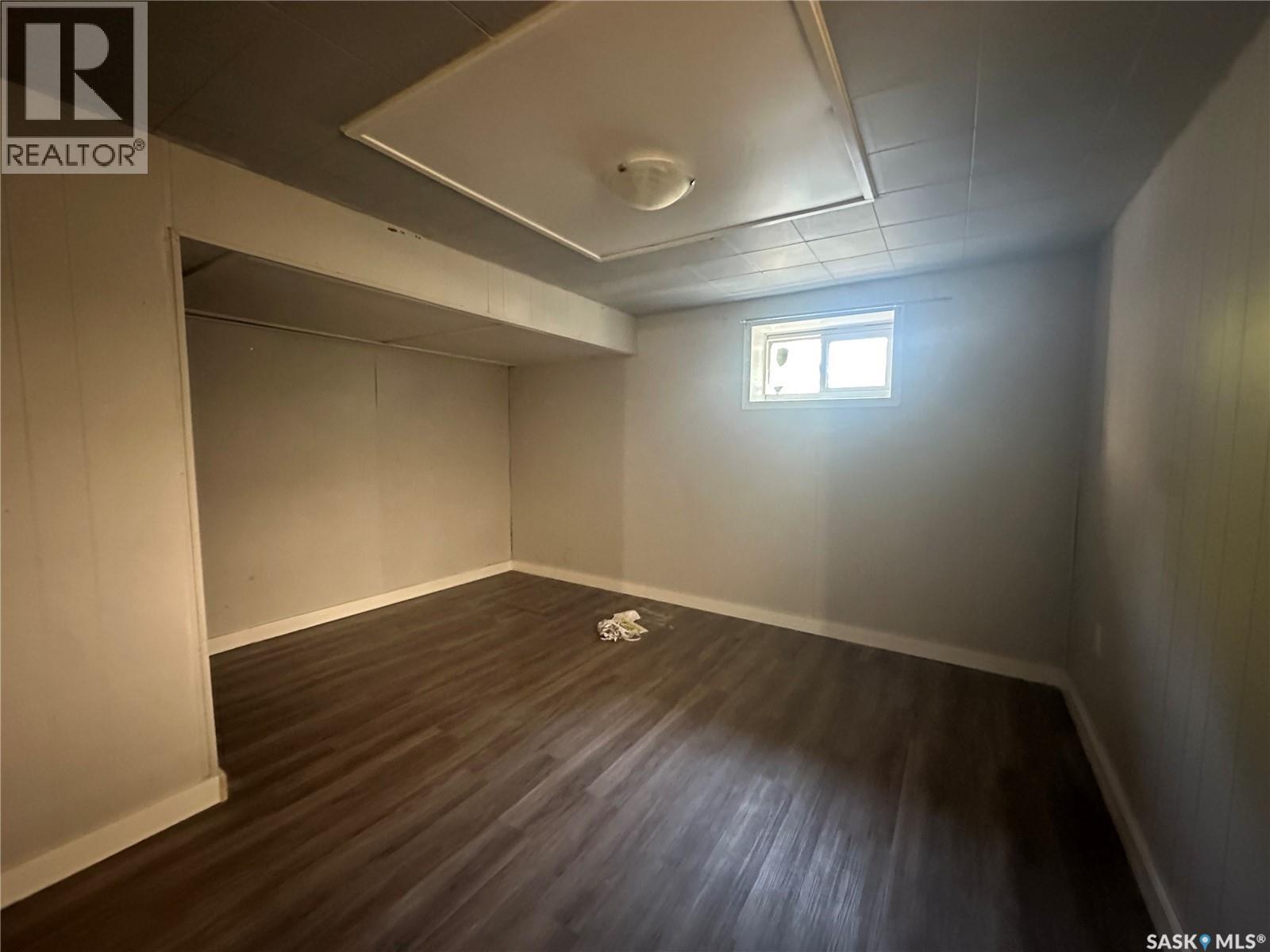 1374 Mctavish Street, Regina, SK - Indoor