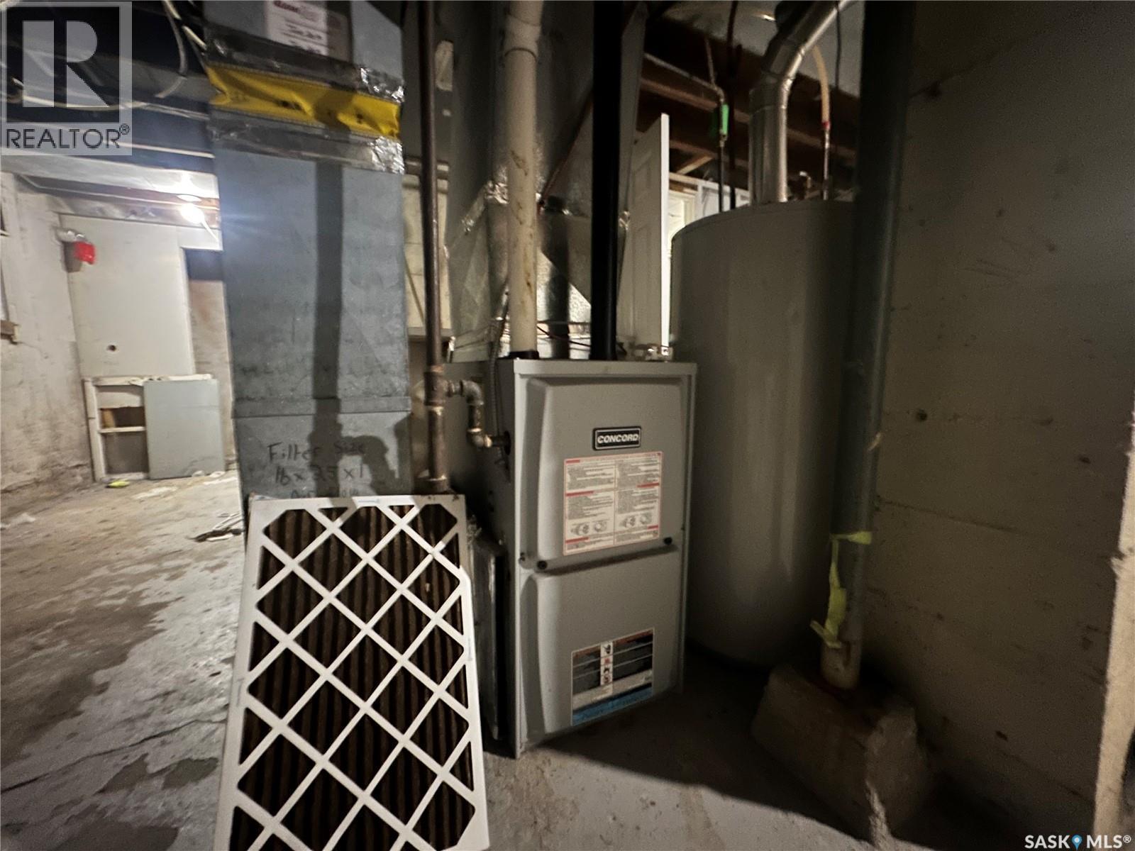 1374 Mctavish Street, Regina, SK - Indoor Photo Showing Basement