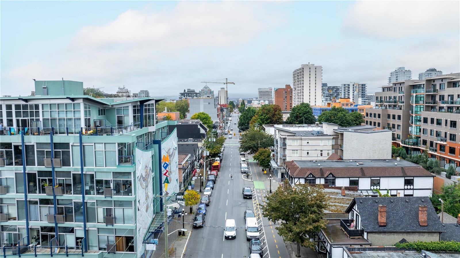 512-1061 Fort St, Victoria, BC - Outdoor