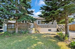 631 Annland Street Pickering, ON L1W 1A9