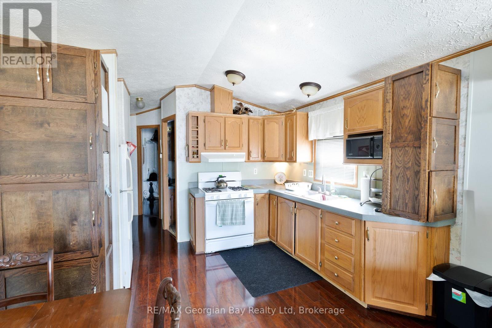 30 - 10 Winfield Drive, Tay (Victoria Harbour), ON