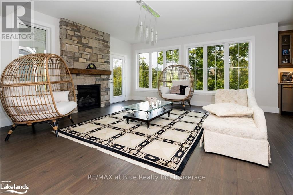 364 Yellow Birch Crescent, Blue Mountains, ON - Indoor Photo Showing Living Room With Fireplace