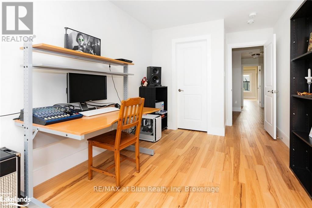 364 Yellow Birch Crescent, Blue Mountains, ON - Indoor Photo Showing Office