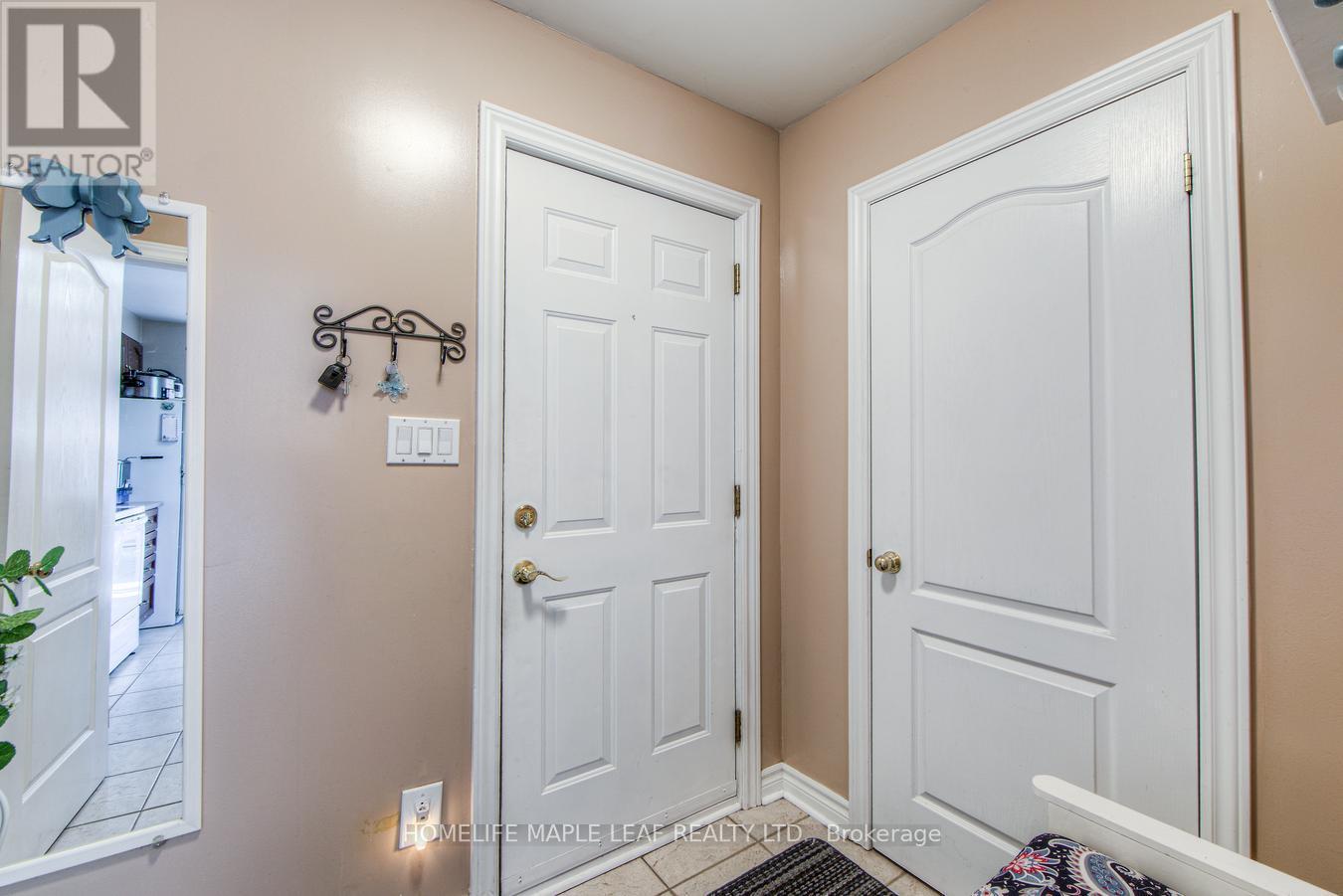 32 Mountainview Road, Mulmur, ON - Indoor Photo Showing Other Room