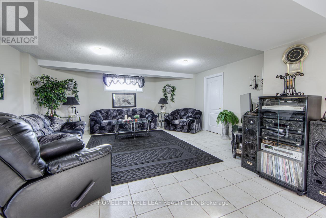 32 Mountainview Road, Mulmur, ON - Indoor