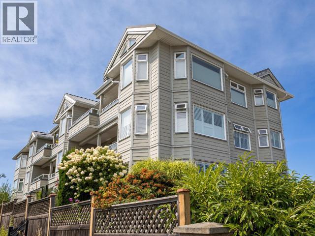 202-4685 Joyce Ave, Powell River, BC - Outdoor With Balcony