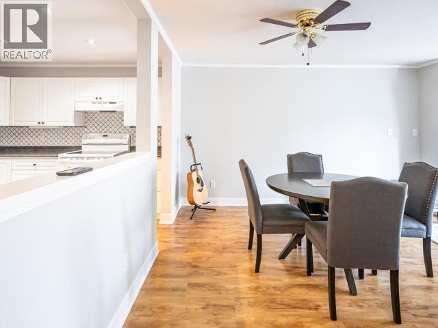 202-4685 Joyce Ave, Powell River, BC - Indoor