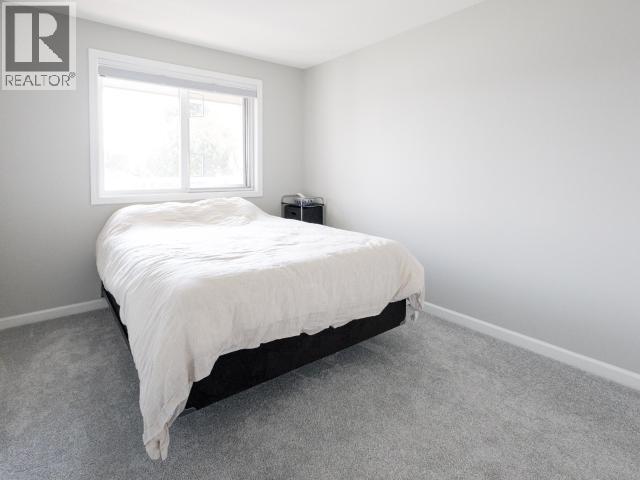 202-4685 Joyce Ave, Powell River, BC - Indoor Photo Showing Bedroom