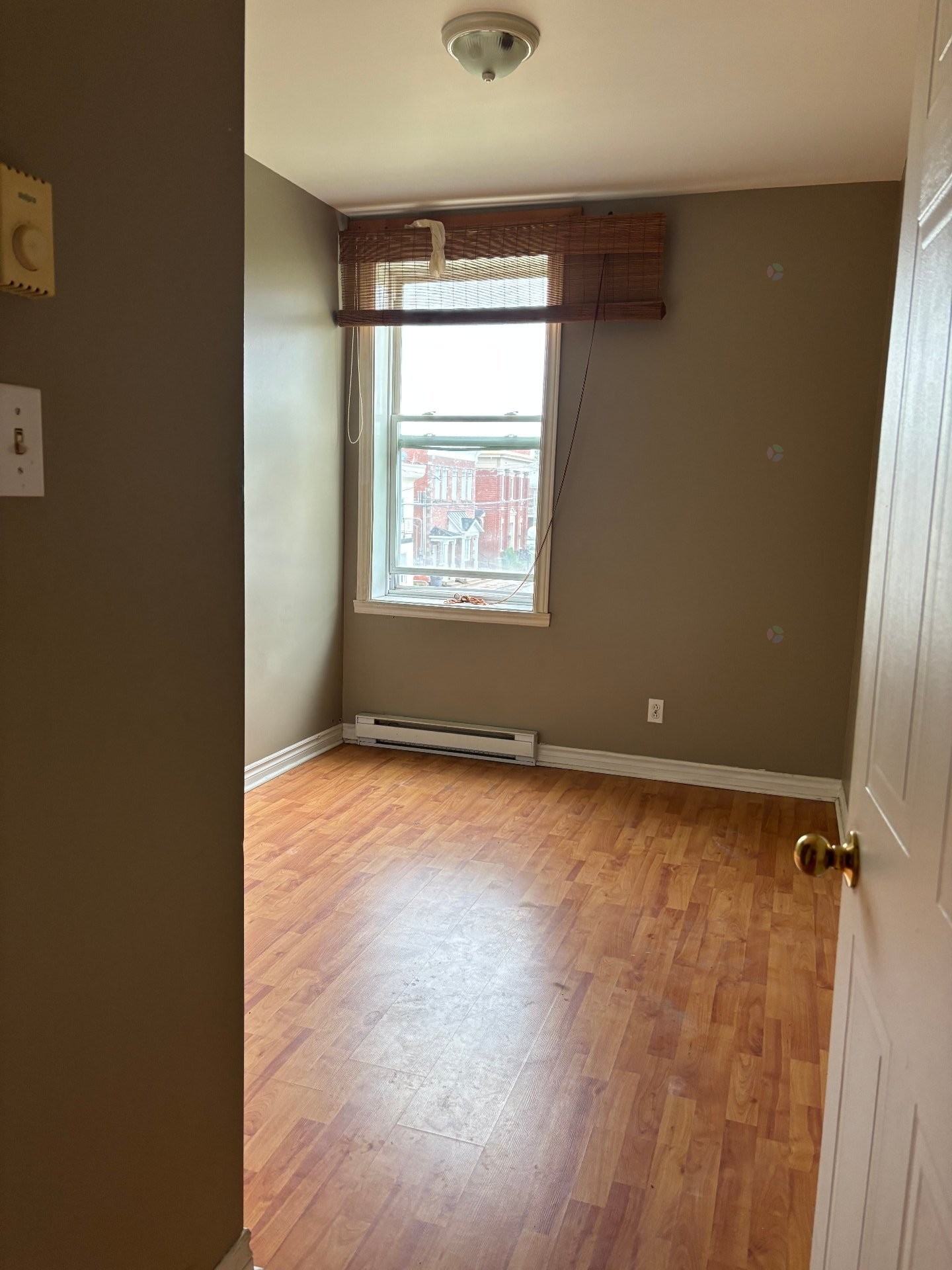 Chambre à coucher - 202-400 Rue De Frontenac, Berthierville, QC - Indoor Photo Showing Other Room