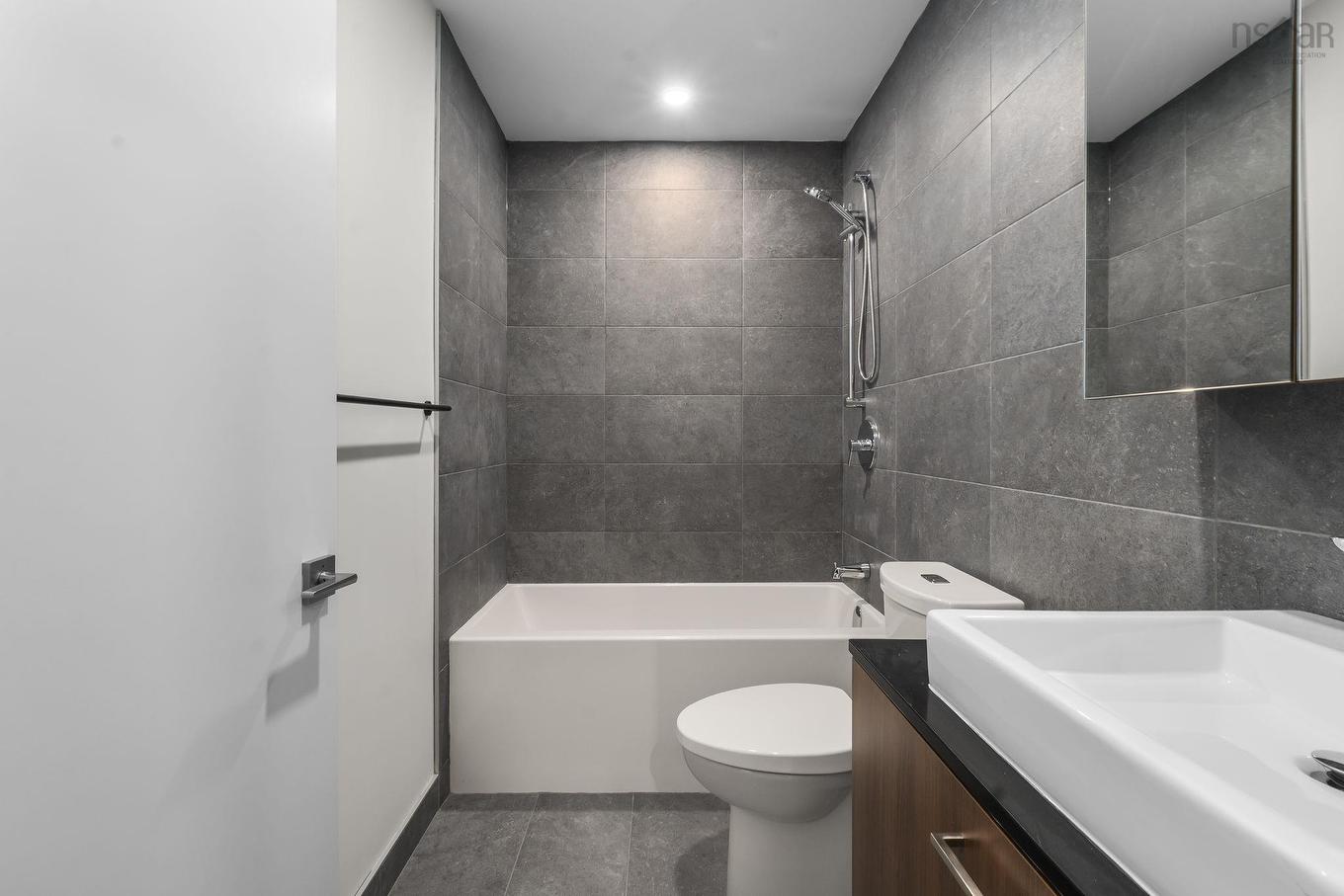 608 5511 Bilby Street, Halifax, NS